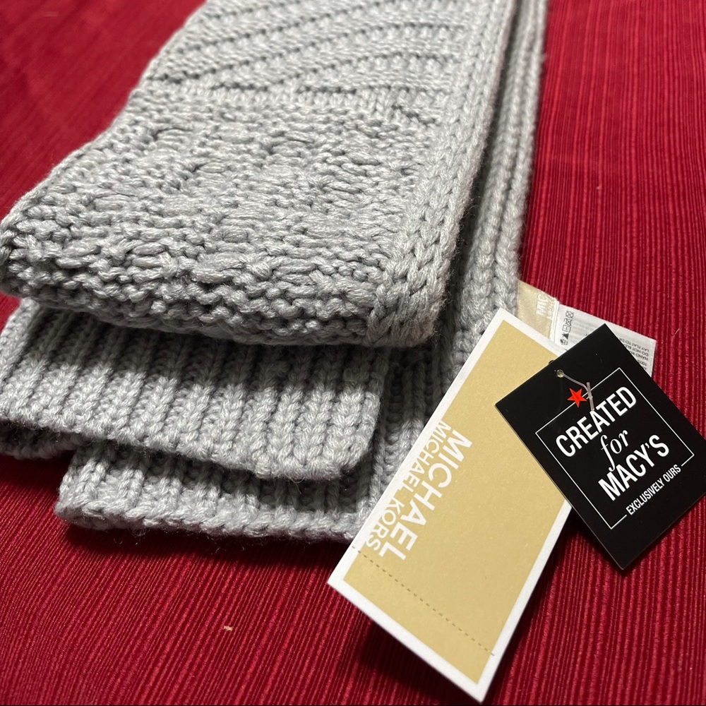 Micheal Kors Scarf NWT